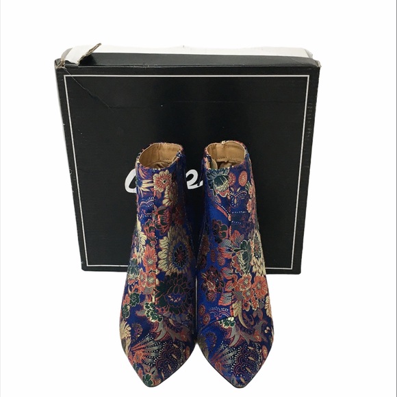 Qupid Shoes - NWT Qupid Milia Blue Ankle Boots Size 6.5 Women’s